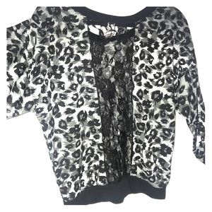 💕 Ladies No Boundaries Top